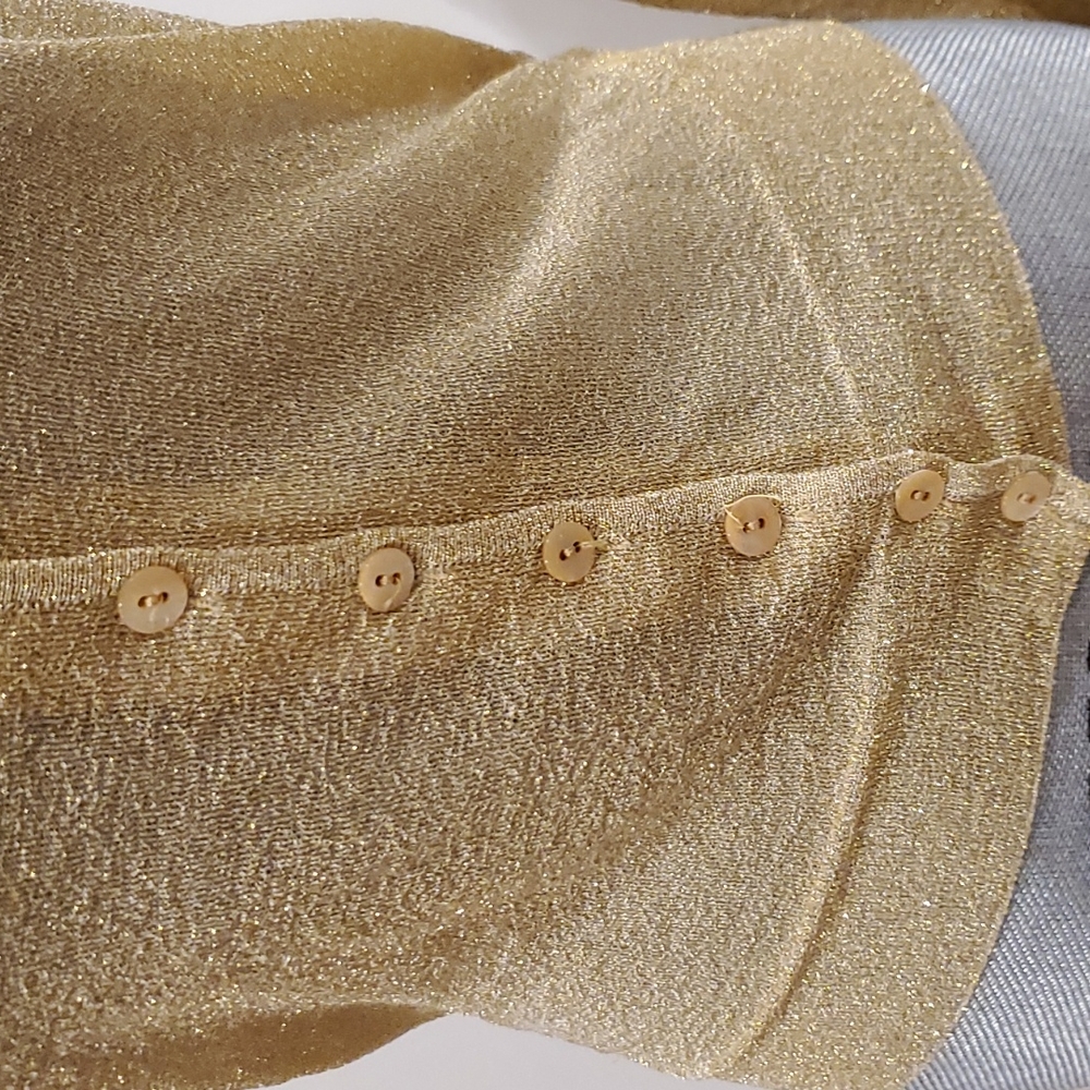 Top - Picture 4 of 11